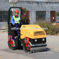 Rodillo de carretera vibratorio autopropulsado de asfalto de 1,7 toneladas con motor famoso